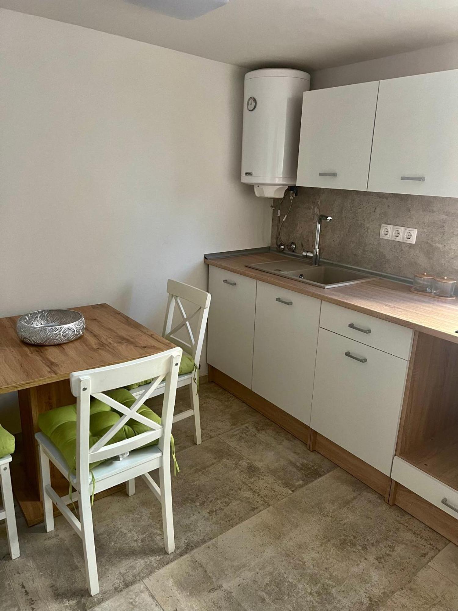 Apartman Roko Tribalj Kültér fotó