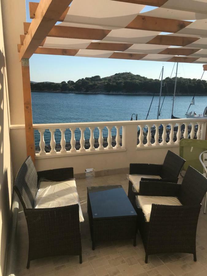 Apartman Roko Tribalj Kültér fotó